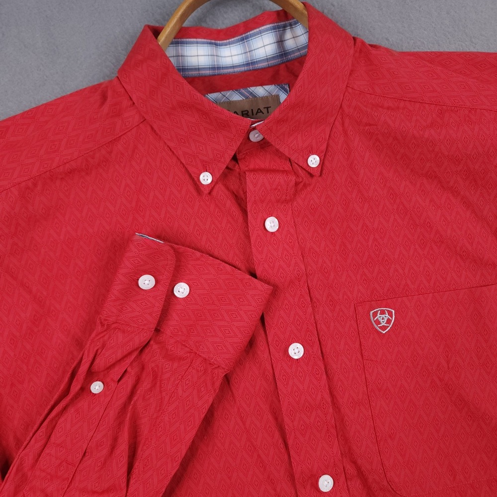 Ariat Button Down Shirt Mens M Red Geometric Wrinkle Free Western Long Sleeve